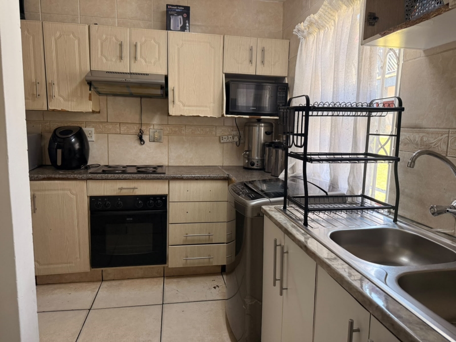 3 Bedroom Property for Sale in Safari Gardens North West